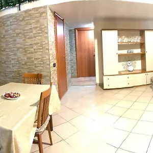https://holiday-house-san-biagio41.hotels-amalfi.com