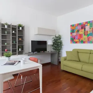 https://italianway-masaccio-18-b.italymilanhotels.net